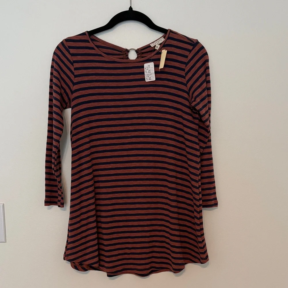 Hayden Girls Large Striped 3/4 Sleeve Keyhole Back NewTop Rust Navy G6626VM